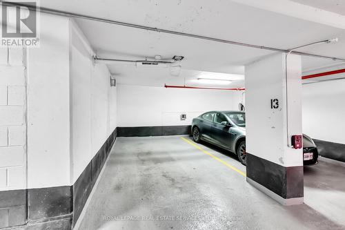 610 - 15 Beverley Street, Toronto, ON - Indoor Photo Showing Garage