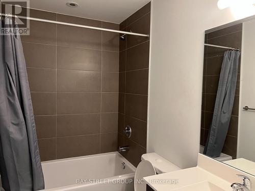 #266 -60 Ann O'Reilly Rd, Toronto, ON - Indoor Photo Showing Bathroom