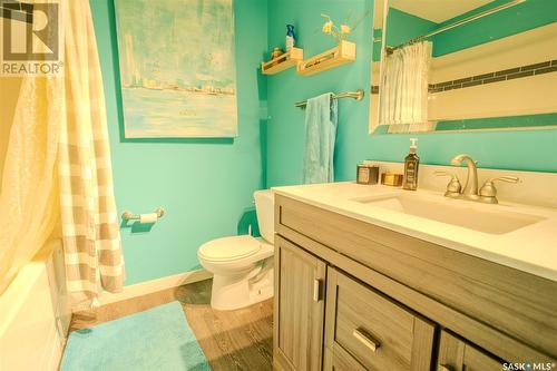 1414 2Nd Avenue, Edam, SK - Indoor Photo Showing Bathroom