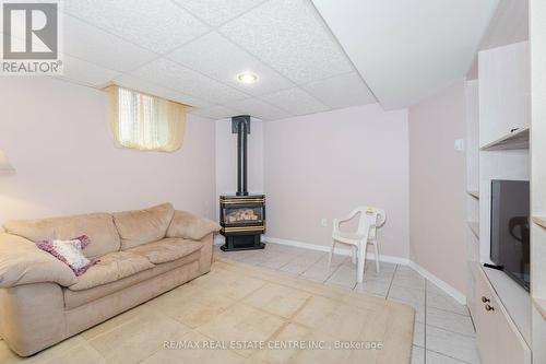 6 Twin Willow Cres N, Brampton, ON - Indoor With Fireplace