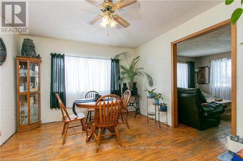 150 Sir Johns Crescent, Georgian Bluffs, ON - Indoor Photo Showing Dining Room