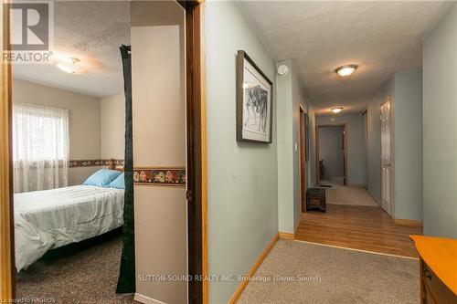 150 Sir Johns Crescent, Georgian Bluffs, ON - Indoor Photo Showing Bedroom