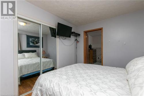 150 Sir Johns Crescent Highway, Shallow Lake, ON - Indoor Photo Showing Bedroom