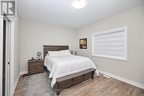 3544 Canfield Crescent, Fort Erie, ON - Indoor Photo Showing Bedroom