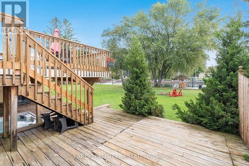 425 Dale Dr, Orillia, ON - Outdoor With Deck Patio Veranda With Exterior