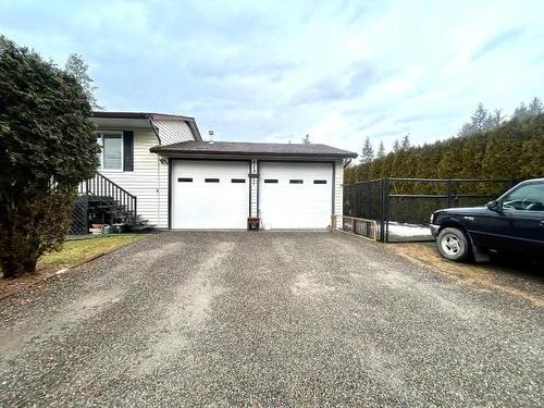 629 Barriere Lakes Rd, Barriere, BC - Outdoor