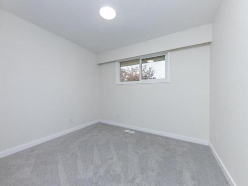1297 Creston Place, Kamloops, BC - Indoor Photo Showing Other Room