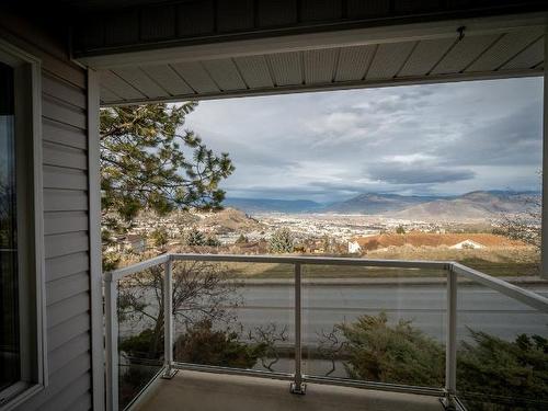3-2022 Pacific Way, Kamloops, BC - Outdoor With View
