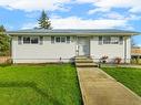 271 Stanford Ave West, Parksville, BC  - Outdoor 