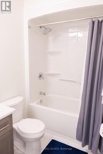 7352 Marvel Drive S, Niagara Falls, ON - Indoor Photo Showing Bathroom