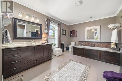 542 Lily Lake Road, Smith-Ennismore-Lakefield, ON - Indoor Photo Showing Bathroom