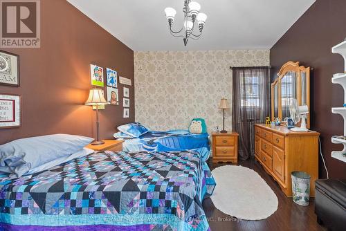 542 Lily Lake Rd, Smith-Ennismore-Lakefield, ON - Indoor Photo Showing Bedroom