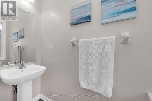 50 Drew Brown Boulevard, Orangeville, ON - Indoor Photo Showing Bathroom