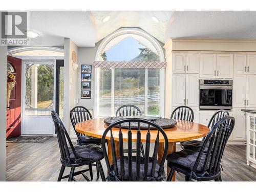 5232 Hartnell Road, Vernon, BC - Indoor Photo Showing Dining Room