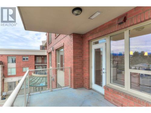 1160 Bernard Avenue Unit# 304, Kelowna, BC - Outdoor With Balcony With Exterior
