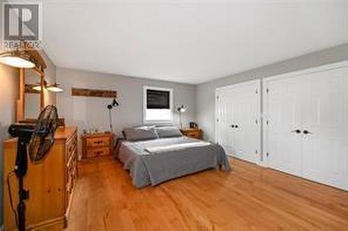 11391 Lakeshore Drive, Iroquois, ON - Indoor Photo Showing Bedroom