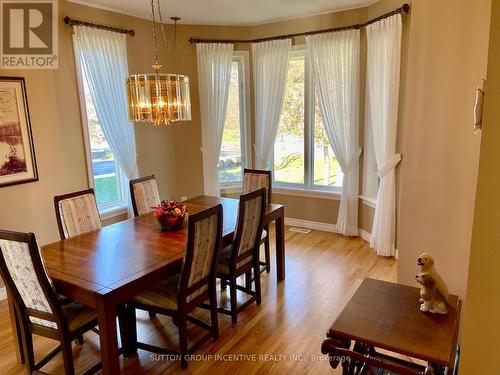 15 Marina Dr, Kawartha Lakes, ON - Indoor Photo Showing Dining Room