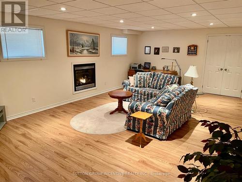 15 Marina Dr, Kawartha Lakes, ON - Indoor With Fireplace