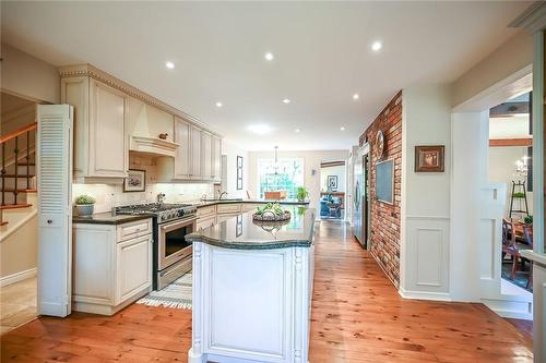 194 Wilson Street E, Ancaster, ON - Indoor Photo Showing Kitchen