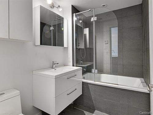 Bathroom - 1105-1045 Rue Wellington, Montréal (Le Sud-Ouest), QC - Indoor Photo Showing Bathroom