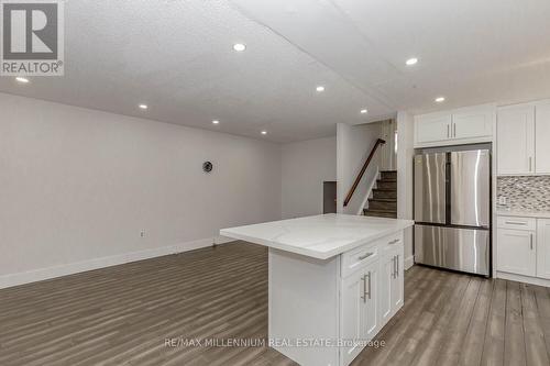 19 Cecelia Court, St. Catharines, ON - Indoor Photo Showing Kitchen With Stainless Steel Kitchen