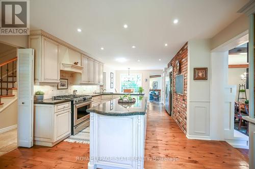 194 Wilson Street E, Hamilton, ON - Indoor Photo Showing Kitchen