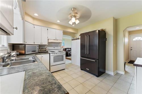 1153 Ridge Road, Stoney Creek, ON - Indoor Photo Showing Kitchen With Double Sink