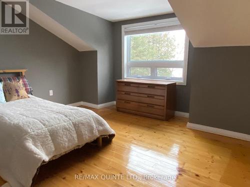 433 Marble Point Road, Marmora And Lake, ON - Indoor Photo Showing Bedroom