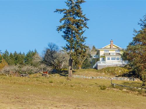 1101 Spirit Bay Rd, Sooke, BC - Outdoor