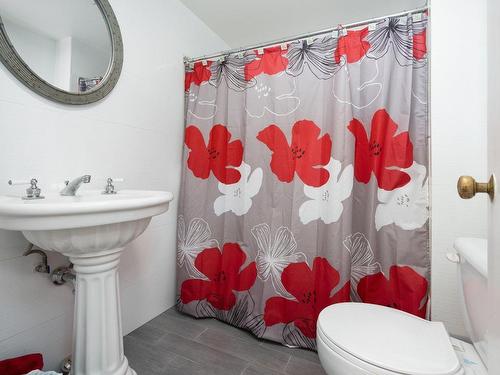 Ensuite bathroom - 403 Av. Clarke, Westmount, QC - Indoor Photo Showing Bathroom