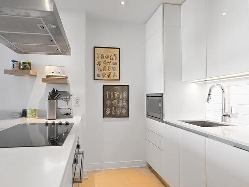 Cuisine - 1908-1211 Rue Drummond, Montréal (Ville-Marie), QC - Indoor Photo Showing Kitchen With Upgraded Kitchen