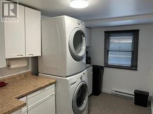 1529 Myers Point, Augusta, ON - Indoor Photo Showing Laundry Room