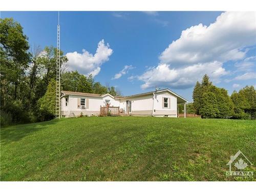 13425 County Rd 2 Road, Morrisburg, ON 