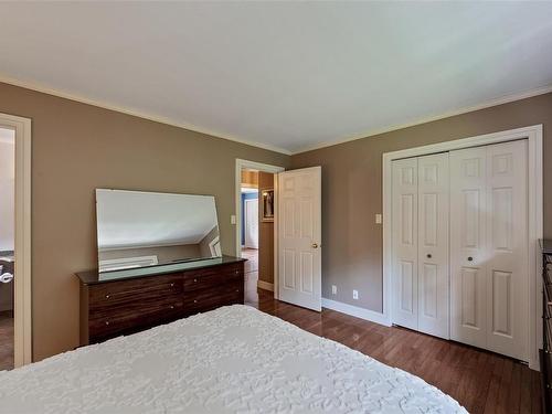 2261 Dogwood Lane, Central Saanich, BC - Indoor Photo Showing Bedroom