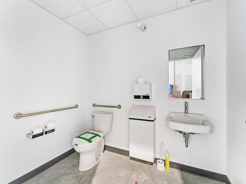 Salle de bains - B-490 Ch. Industriel, Gatineau (Gatineau), QC - Indoor Photo Showing Bathroom