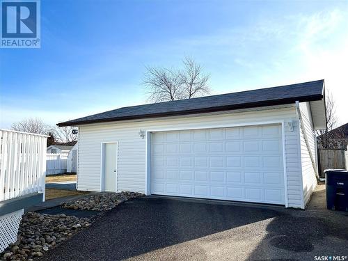 518 Colonel Otter Drive, Swift Current, SK - Outdoor With Exterior