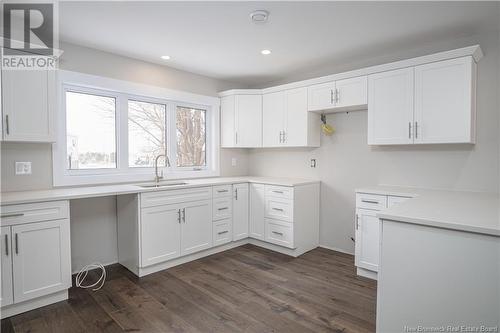 6 Rockingstone Drive, Saint John, NB - Indoor Photo Showing Kitchen