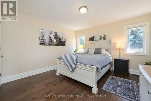 61 Iron Wood Dr E, Meaford, ON - Indoor Photo Showing Bedroom