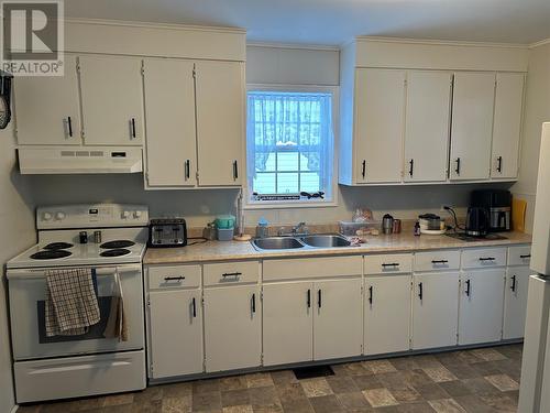 3 Bowater Avenue, Lewisporte, NL - Indoor Photo Showing Kitchen With Double Sink