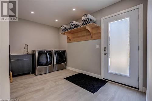 615690 Hamilton Lane, West Grey, ON - Indoor Photo Showing Laundry Room