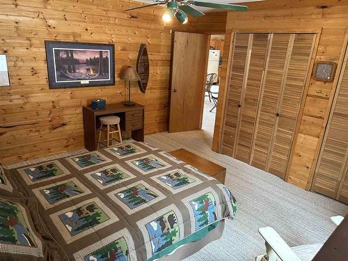 1 Selby Island, Sioux Lookout, ON - Indoor With Fireplace