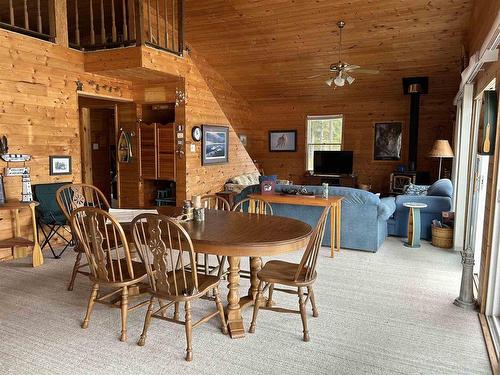 1 Selby Island, Sioux Lookout, ON - Indoor Photo Showing Dining Room