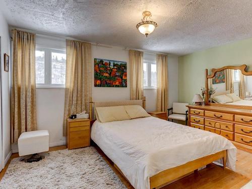 Chambre Ã Â coucher - 90 Rue Des Érables, Grenville-Sur-La-Rouge, QC - Indoor Photo Showing Bedroom