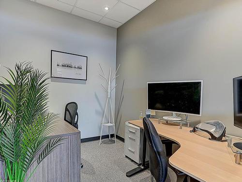 Office - 102-127 Rue Louvain, Repentigny (Repentigny), QC - Indoor Photo Showing Office