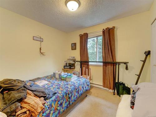 7262 Francis Rd, Sooke, BC - Indoor Photo Showing Bedroom