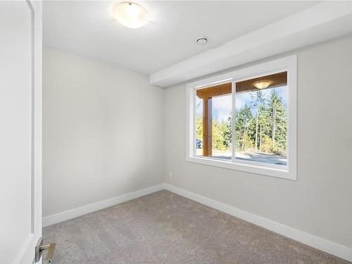 7221 Aulds Rd, Lantzville, BC - Indoor Photo Showing Other Room