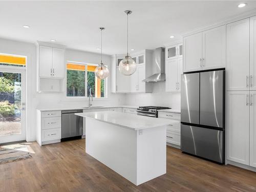 7221 Aulds Rd, Lantzville, BC - Indoor Photo Showing Kitchen With Upgraded Kitchen