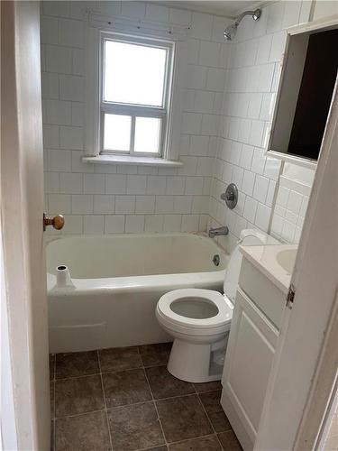 2145 Mcdonald Avenue, Brandon, MB - Indoor Photo Showing Bathroom