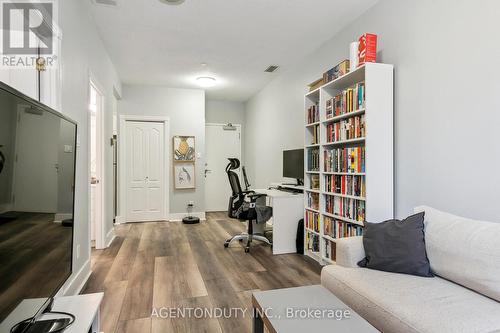 #708 -393 King St W, Toronto, ON - Indoor Photo Showing Office