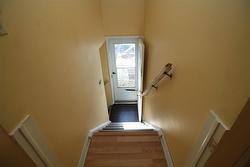 Separate Side Entry to basement - 